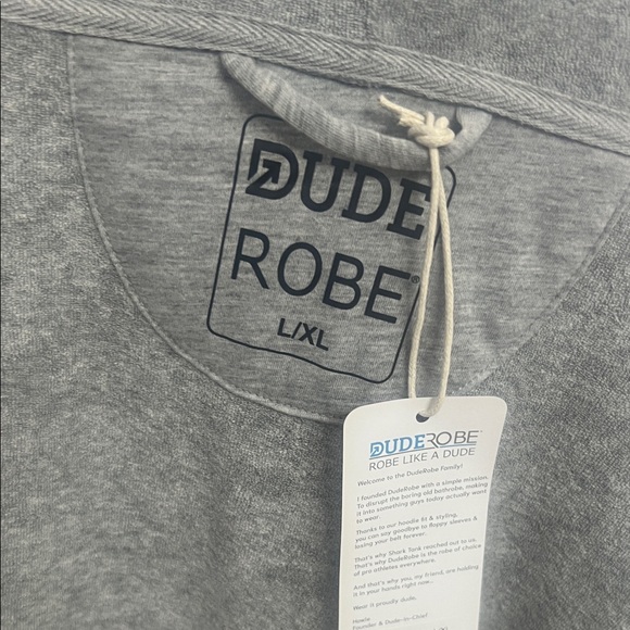 Men's Gray Hooded Robe - Picture 5 of 5